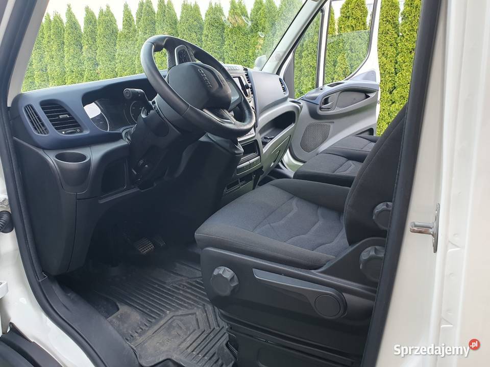 Super stan mały przebieg nieuszkodzony Motoryzacja małopolskie