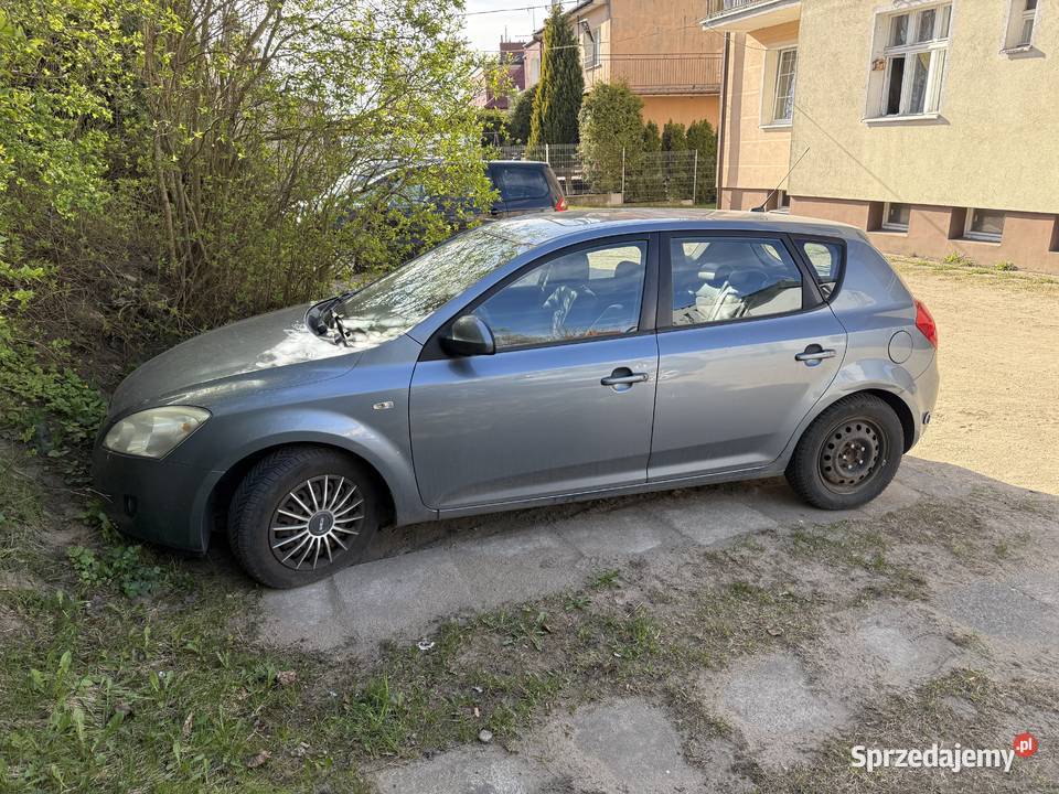 Kia ceed z gazem uszkodzone sprzęgło Słupsk