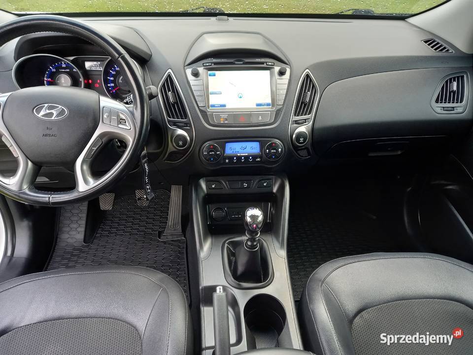 Hyundai ix35 17 CRDi 115POLIFTORYGINAŁSUPER STAN isofix świętokrzyskie Mniów sprzedam