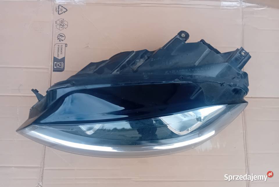VW Golf VII Bixenon reflektor lampa lewy przód wielkopolskie Przeźmierowo