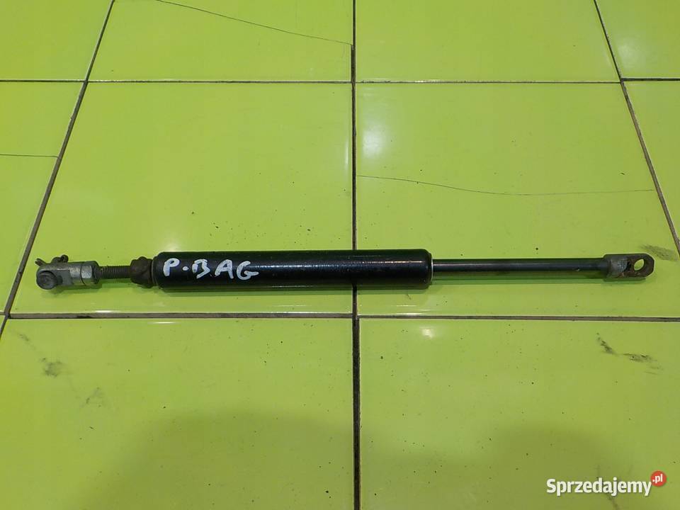 LANCIA BETA 20 B 83r COUPE 2D podnosnik klapy osobowe Karoseria Suków sprzedam