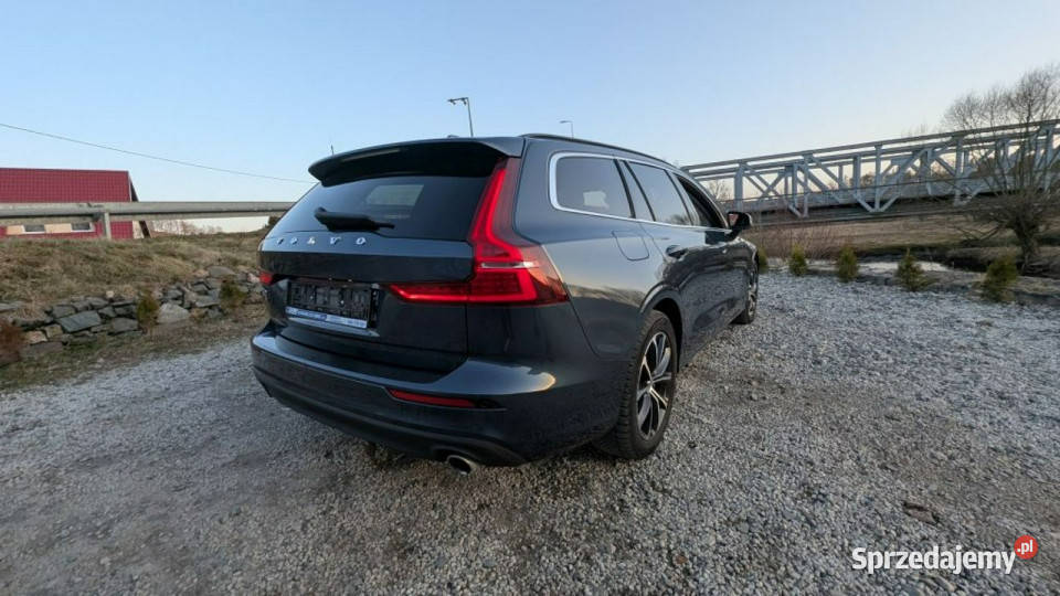 Volvo V60 20 diesel II 2018 lakier metallic Kamienna Góra