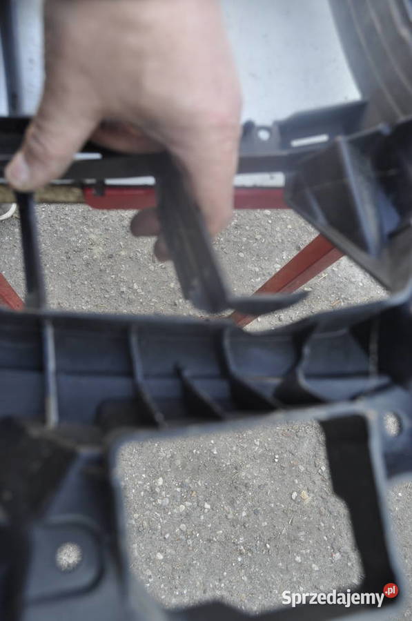 Grill Wzmocnienie Audi Q7 4m0 Podkładka stelaż Sierakowice