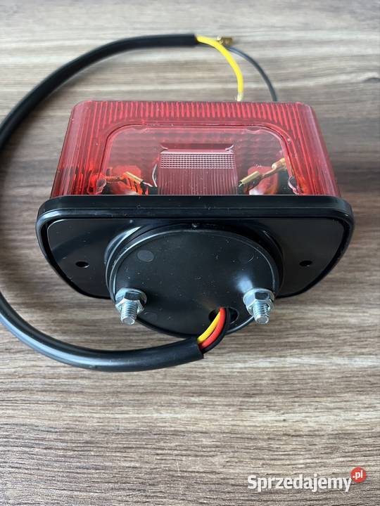 NOWA POLSKA LAMPA TYŁ LAMPA TYLNA NOWY TYP WSK śląskie Bielsko-Biała