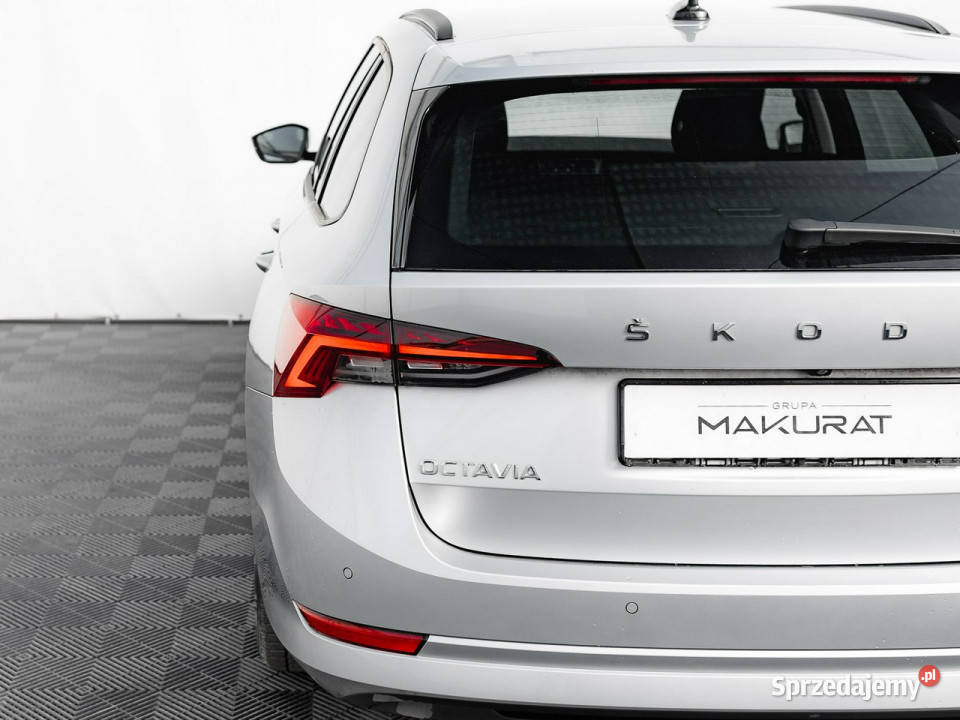 koda Octavia WD0826T15 TSI Ambition Kcofania isofix Pępowo