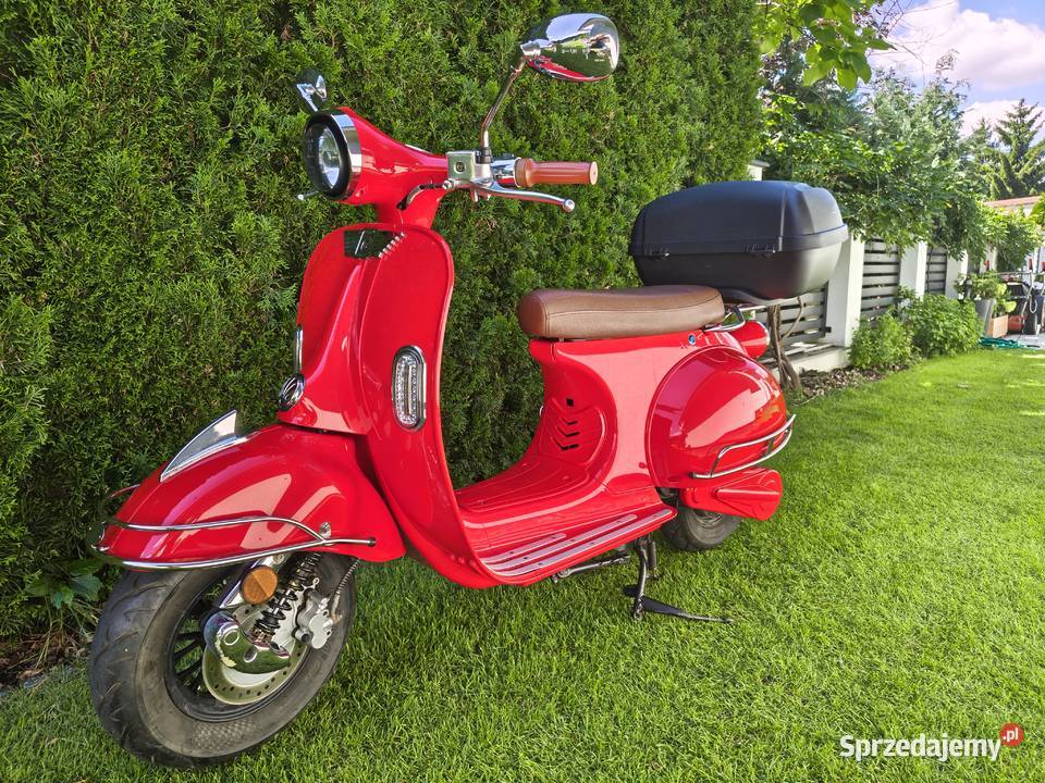 Skuter Elektryczny marki Sakura 2000