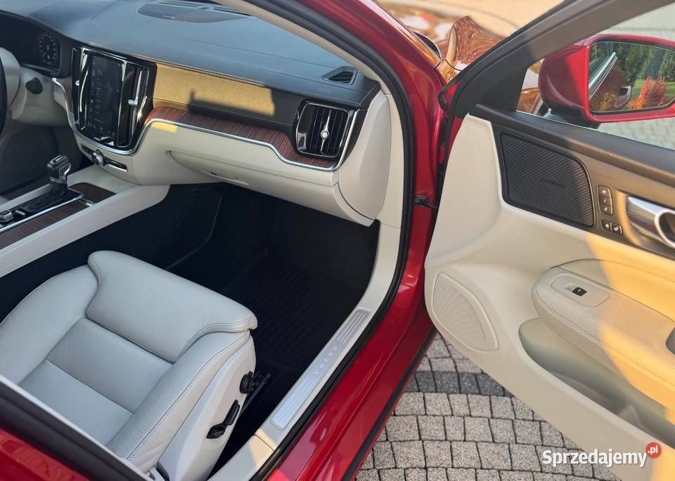 SPRZEDAM VOLVO S60 T6 AWD Łańcut