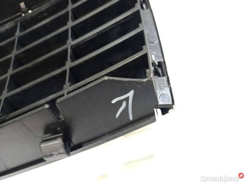 Fiat Linea 20072013 ATRAPA GRILL CHROM CZARNY