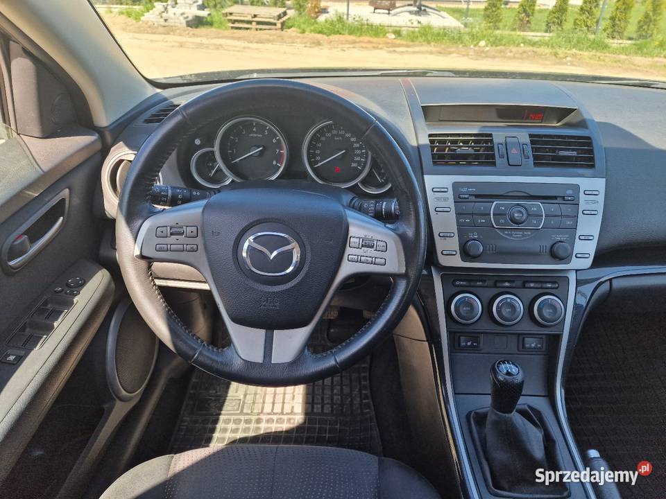 Mazda 6 18benz1właścicielbezRdzybezwypadkowa Niestępowo sprzedam