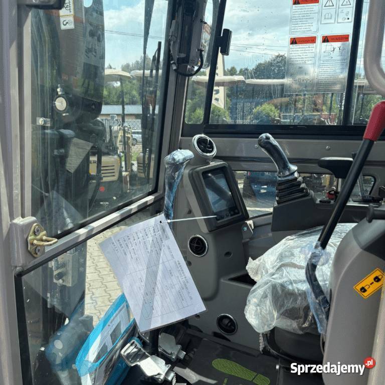 Minikoparka gąsienicowa ZOOMLION ZE20G sprzedam