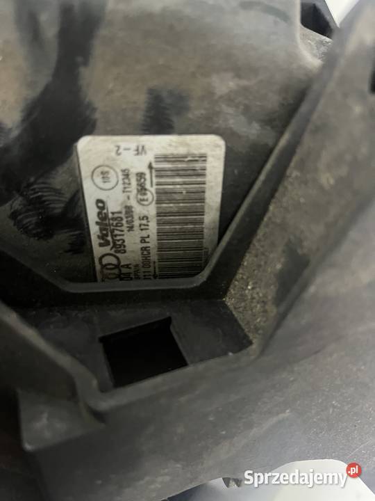 PRAWY REFLEKTOR AUDI A 5 20082012 Mielec