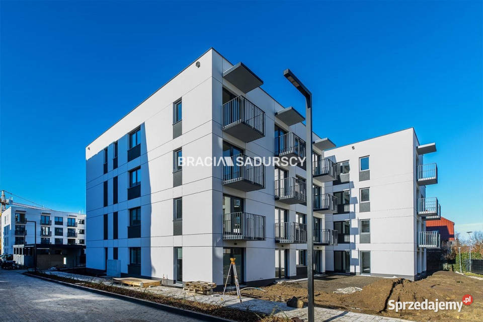 Sprzedam mieszkanie 5227m2 Kraków Czerwone Maki Piętro 3 małopolskie
