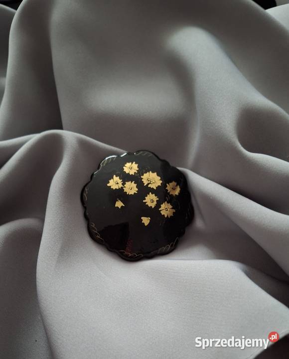 Antyczna drewniana broszka z lat 60 XX wieku Lublin sprzedam