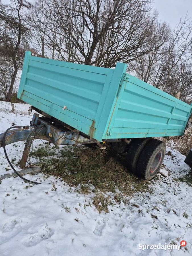Przyczepa z kiprem wywrotka 3 stronna przyczepa nieuszkodzony