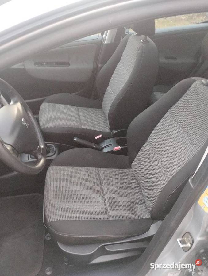 Peugeot 207SW 14 benzyna 2009 134 przebieg 207 Świdnica