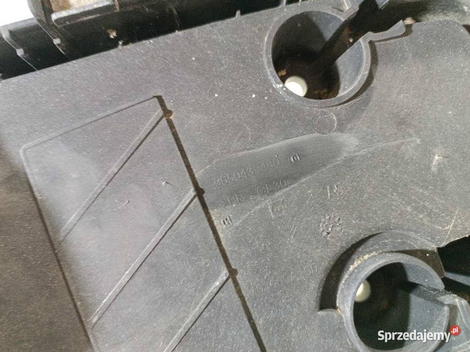 PODSTAWA AKUMULATORA CITROEN C5 I LIFT osobowe