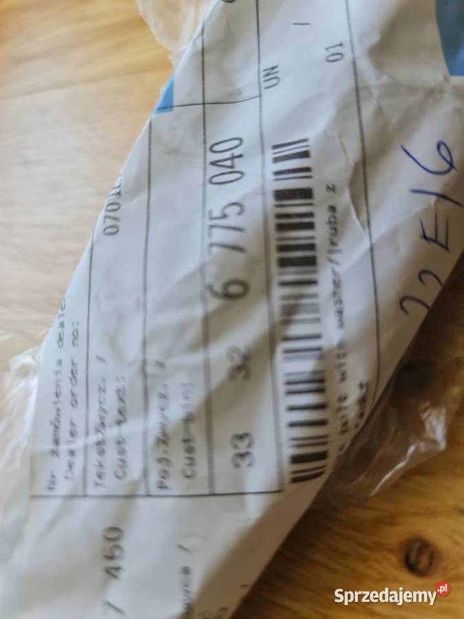 Śruby z podkładką do tuleje zawieszenia mostu