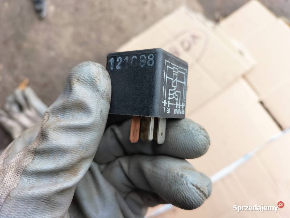 PRZEKAŹNIK 219 443951253AA lubelskie Kamień-Kolonia sprzedam