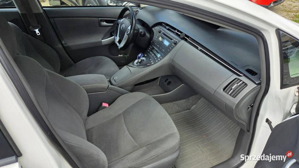 Toyota Prius 18 HSD Salon NIE Taxi Przebieg mazowieckie Otwock Mały