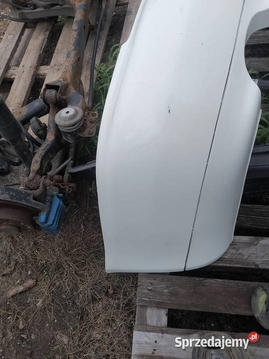 Zderzak tylni audi a4 b5 sedan biały ly9g Wyrzysk