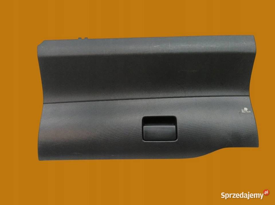 SCHOWEK PRAWY PASAŻERA DOLNY E15 Toyota Auris I osobowe świętokrzyskie sprzedam