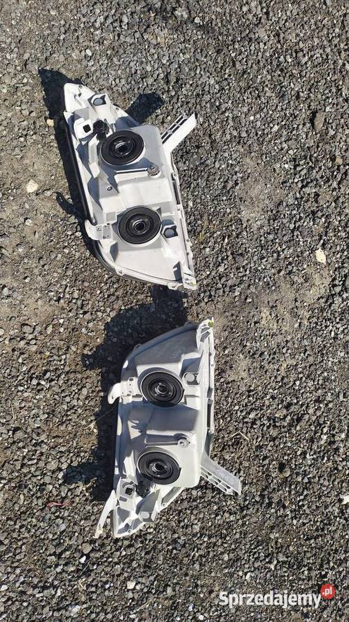TOYOTA HILUX USA 2005 2006 2007 2008 LAMPA PRAWA Karoseria Wrocław