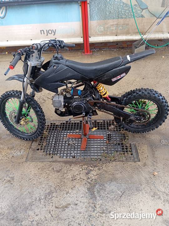 Sprzedam kxd 125 na kołach 1714loncina łańcuch Klecie