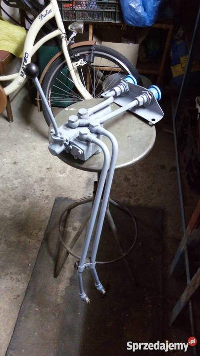 Rozdzielacz hydrauliczny do c330 na błotnik śląskie Lubojna