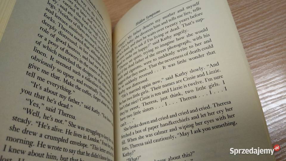 Hidden symptoms Deirdre Madden Gdańsk