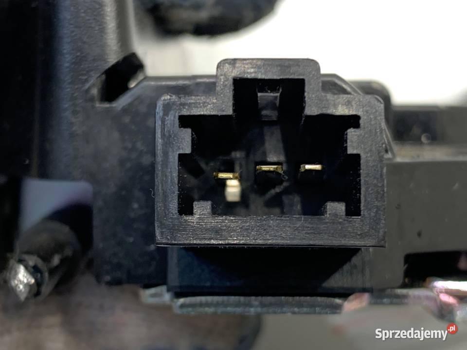 ZAMEK KLAPY TYŁ HONDA CIVIC IX SedanLimuzyna