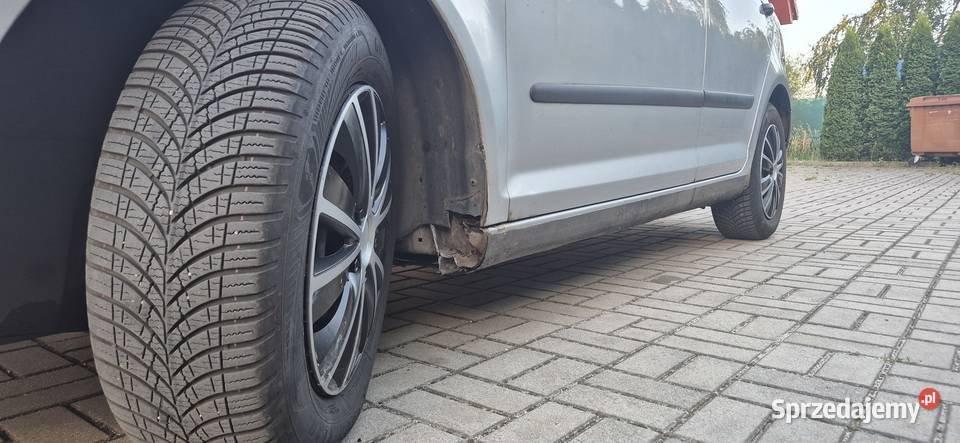 VW GOLF 5 PLUS 1900 TDI KLIMAHAKPRZEBIEG 181 relingi dachowe
