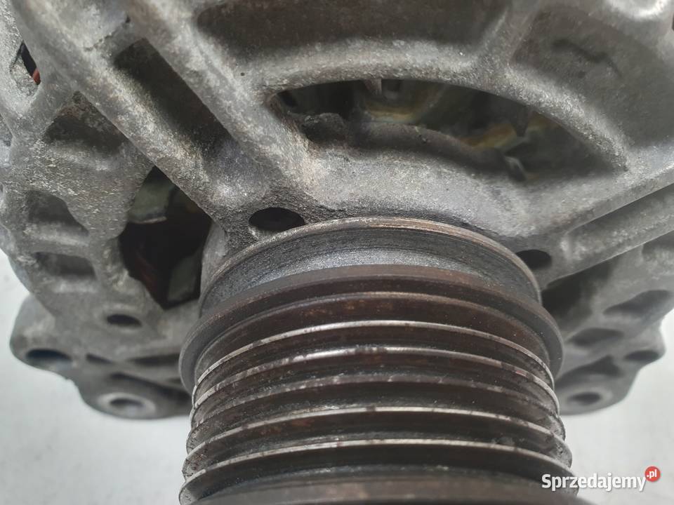 VW Golf V 19 TDI ALTERNATOR bosch 06F903023F Janów