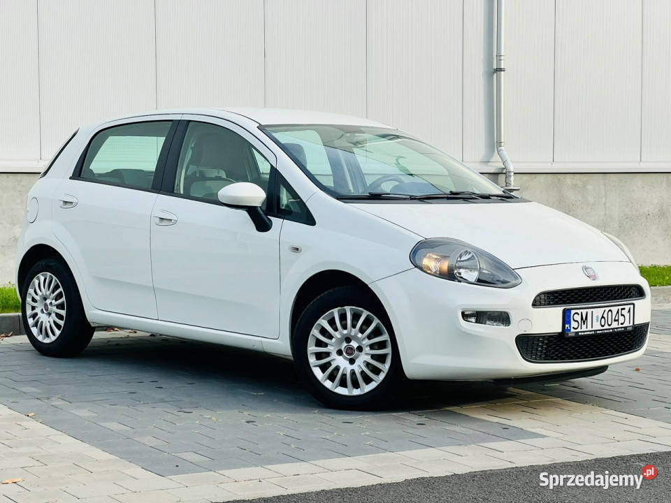 Fiat Punto Evo 14 Benz 77 nowy gniazdo AUX Mikołów
