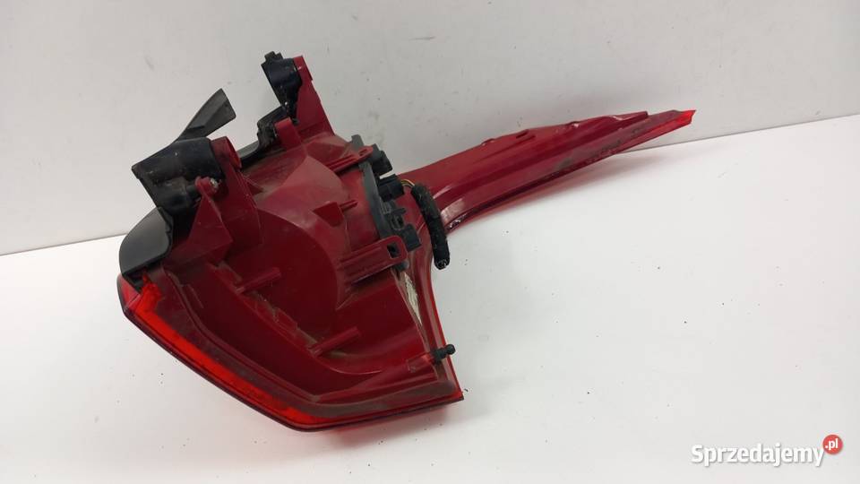 PEUGEOT 5008 I LAMPA TYŁ LEWA Zbierkowo sprzedam