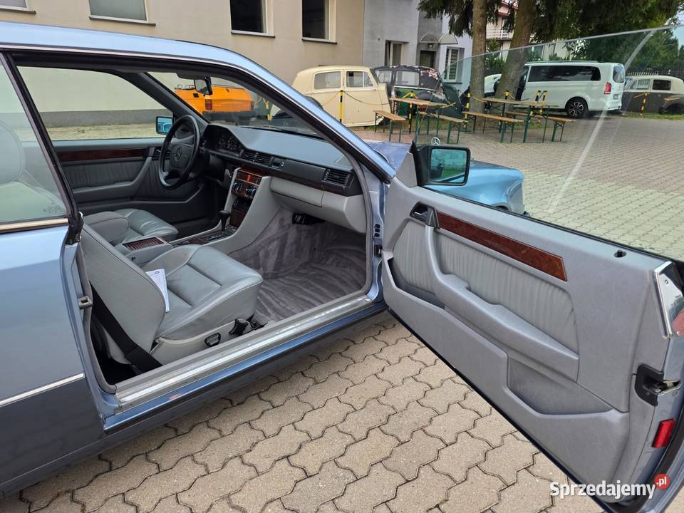 MERCEDESBENZ C124 COUP 230 CE 132 1992 Automat Rok produkcji 1992 Zgierz