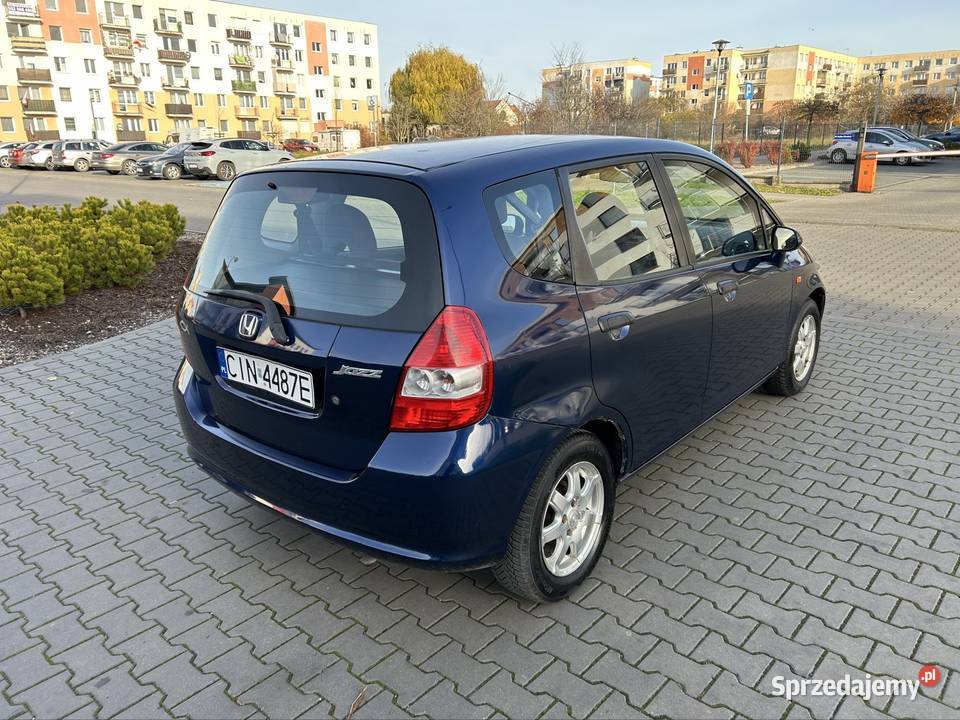Honda Jazz 13 benzynka klima zimówki Hatchback