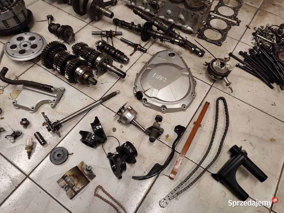 Suzuki GSF 1250 silnik W705 części skrzynia Silniki i osprzęt