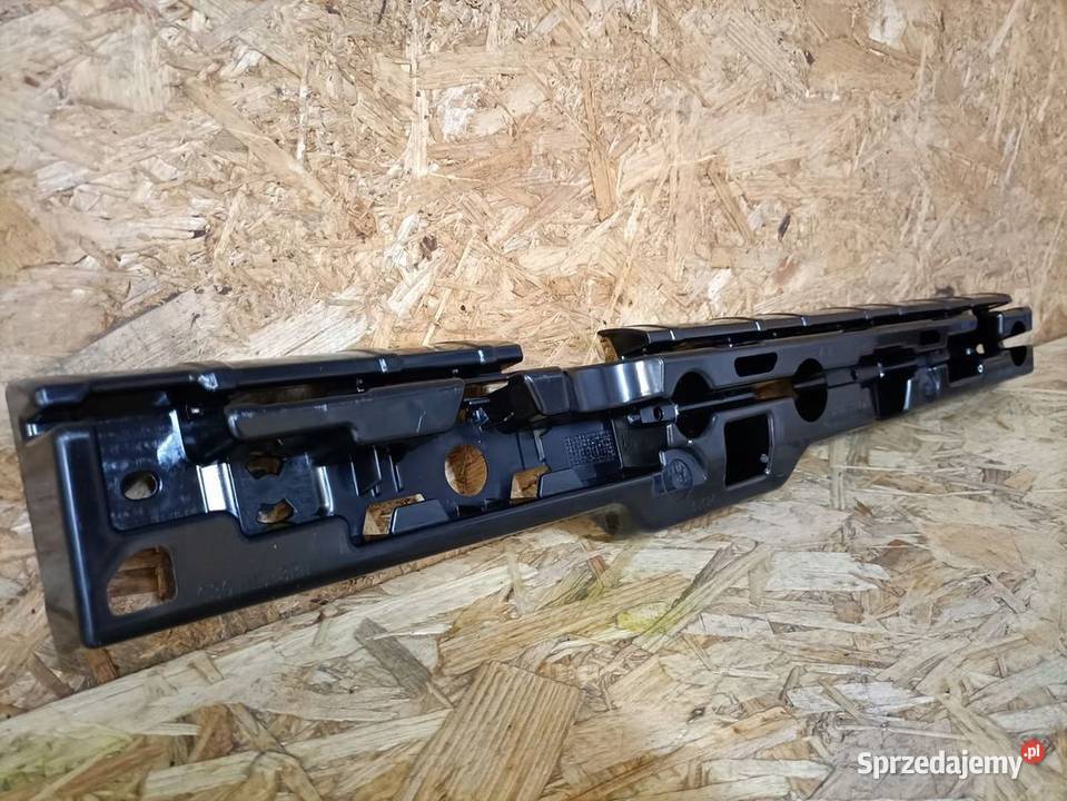 BMW 5 F90 G30 G31 ŚLIZG MOCOWANIE PROGU PRAWEGO Pozostałe sprzedam