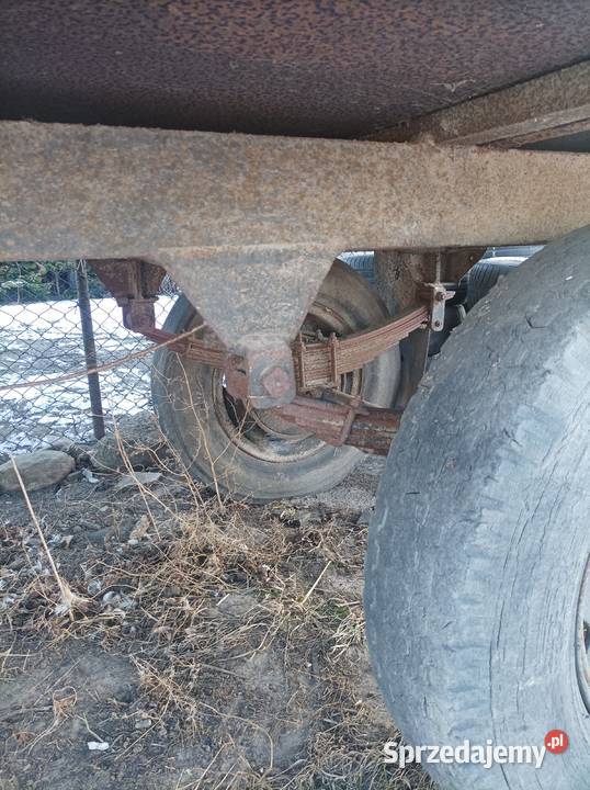 Sprzedam drewnianą przyczepę sztywną nieuszkodzony Bielawy
