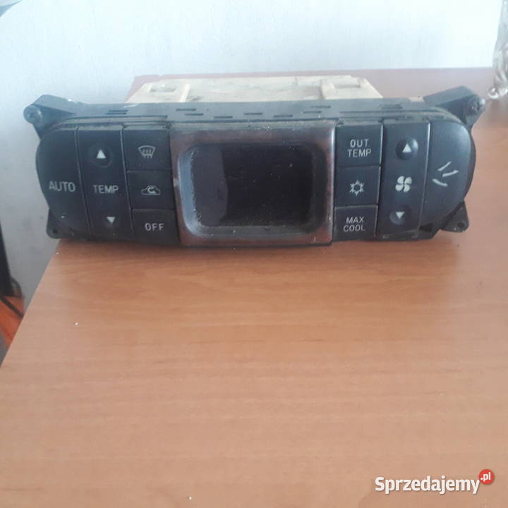 Clmatronic Mitsutbishi Carisma wysylka klimatyzacja Żabno