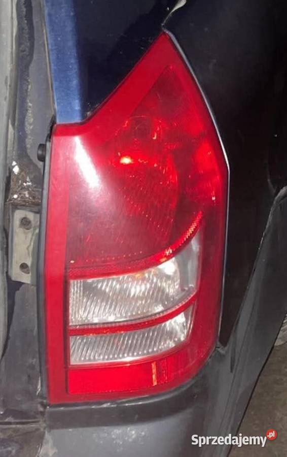 Lampy tylnie kombi chrysler 300CDodge Magnum osobowe Biała Rawska sprzedam