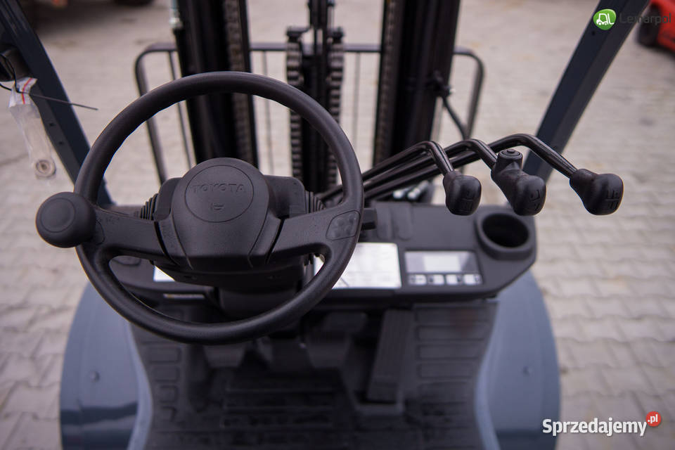 wózek widłowy TOYOTA 028FGJF35 FABRYCZNIE NOWY