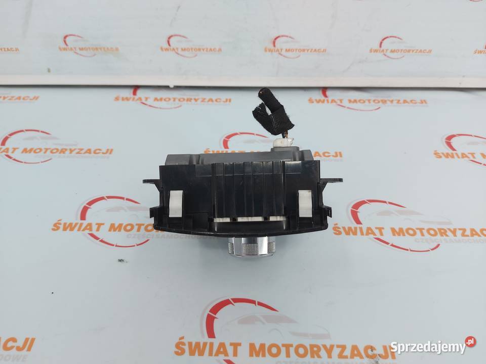 MAZDA 3 III BM 14r panel radia nawigacji osobowe