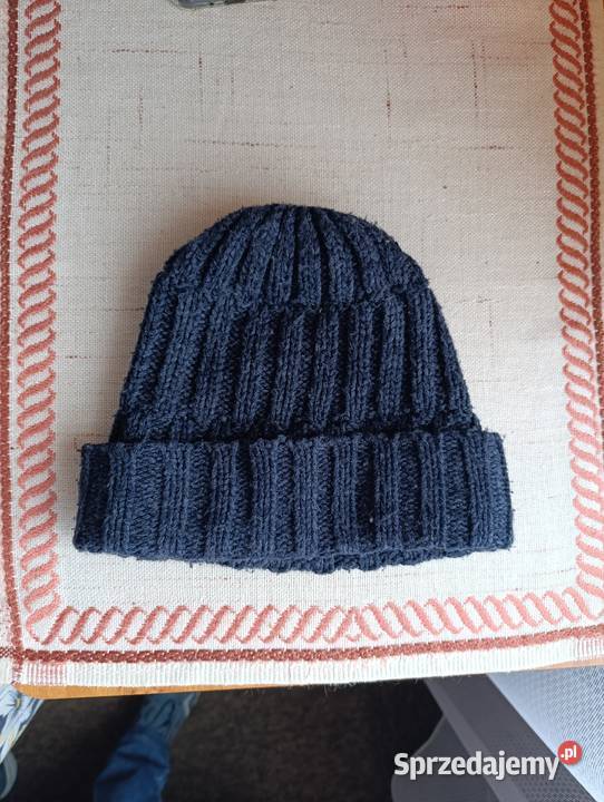 Czapka zimowa włóczkowa obrusik serweta na ławę małopolskie Kraków