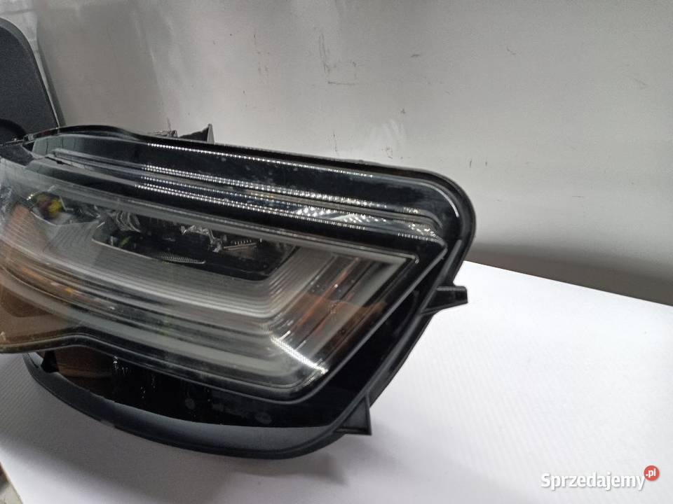 LAMPA PRZÓD PRZEDNIA PRAWA AUDI A6 C7 LIFT osobowe