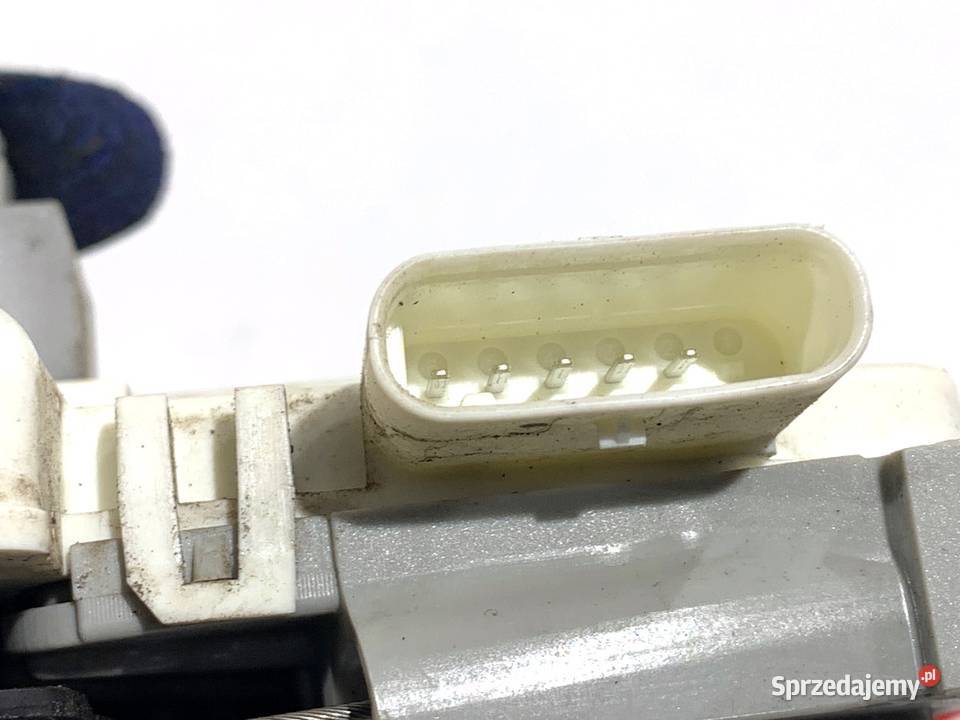 ZAMEK DRZWI PRAWY TYŁ AUDI A4 B9 Kombi podkarpackie