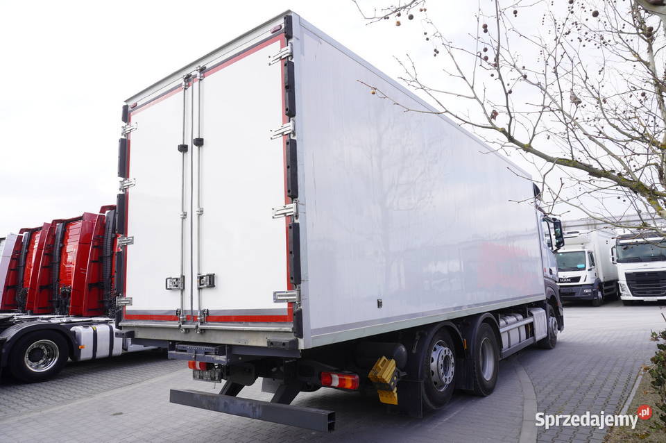 MercedesBenz Actros 2542 Kabina Gigasalonka Kraków sprzedam