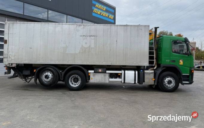 Wywrotka z wydmuchem Volvo FM 440 do paszy sruty jedno łóżko mazowieckie Warszawa