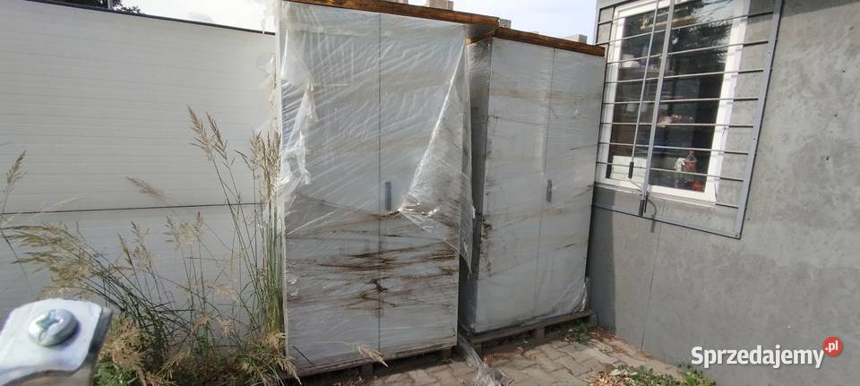 Metalowe obudowy szaf elektrycznych