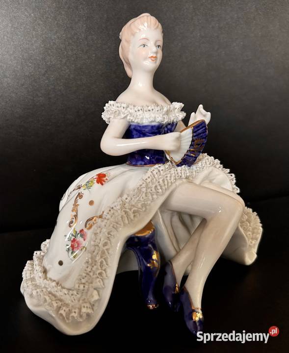 Komplet porcelanowych figurek dam dworu śląskie Zbrosławice